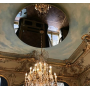 miroir bronze pour un plafond dans un hotel particulier